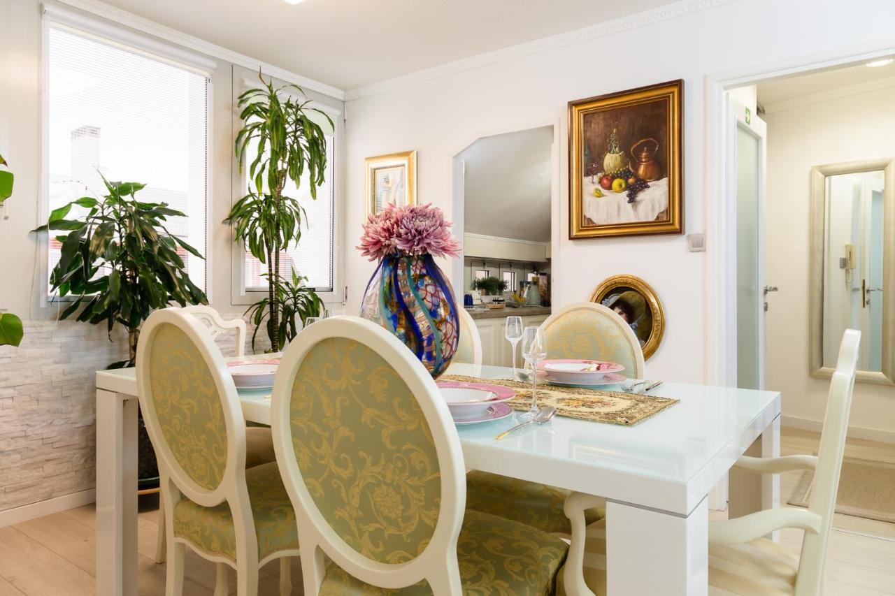 Luxury Apartment Sara Umag Exterior photo